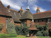 09-webb-red-house1859jpg